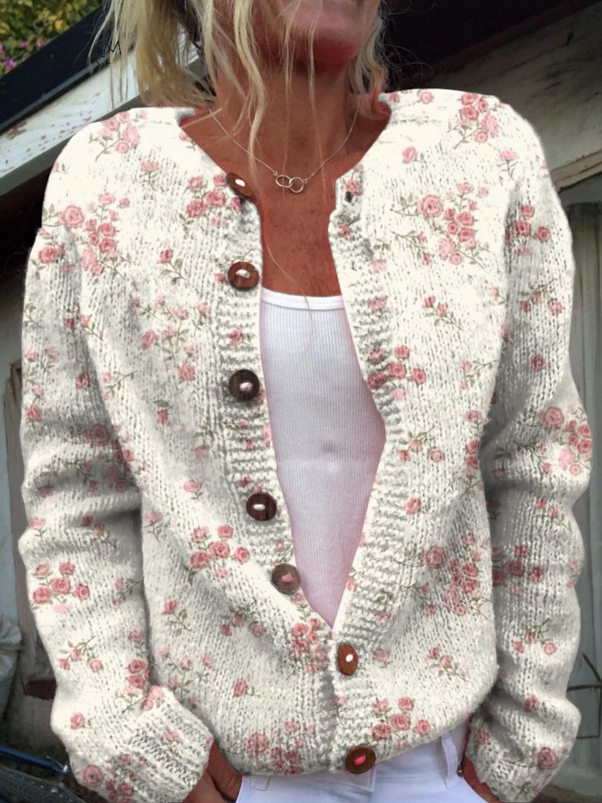 Cardigan med knapper og print af pink rose blomster