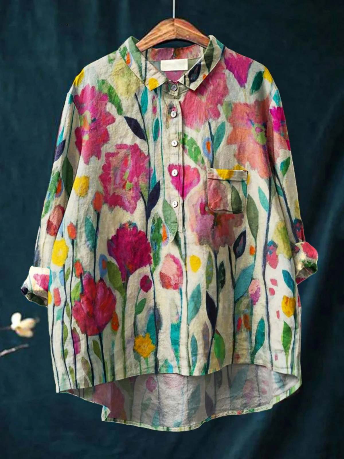 Phoebe | Kvinders vintage blomstermotiv kunsttryk afslappet skjorte