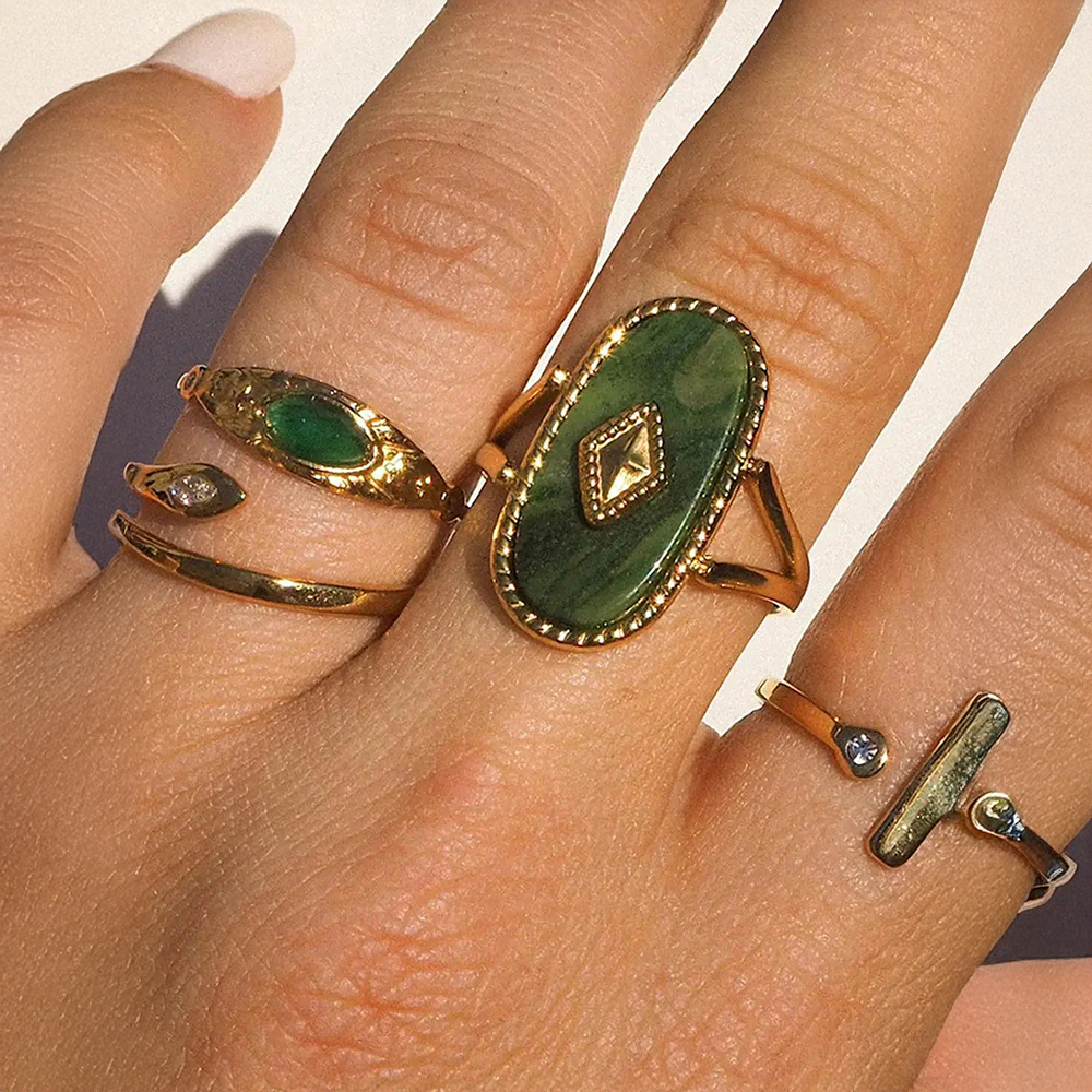 Améline | Elegant ring med fine sten