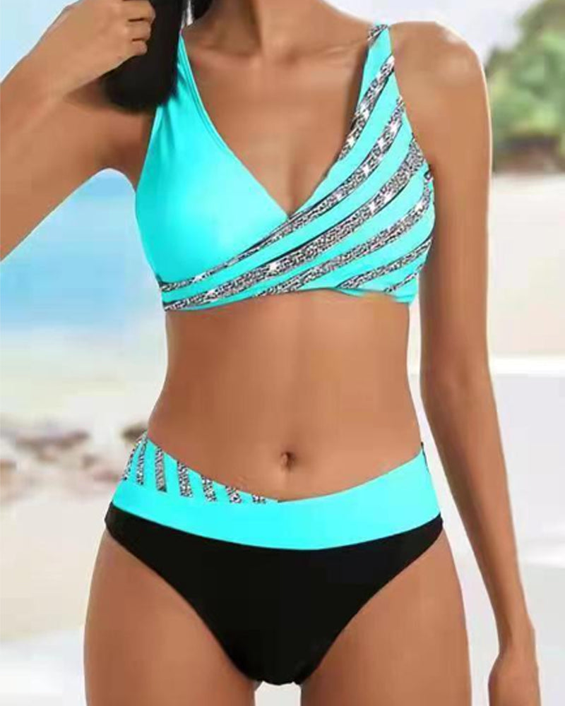 Mona | Printed bikini in warm tones