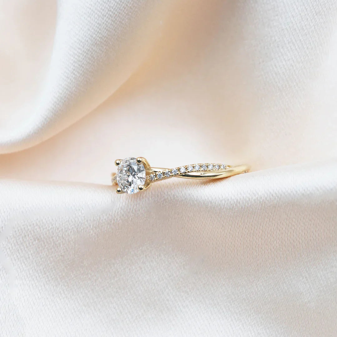 Ysmaryelle | Ring 18k guld