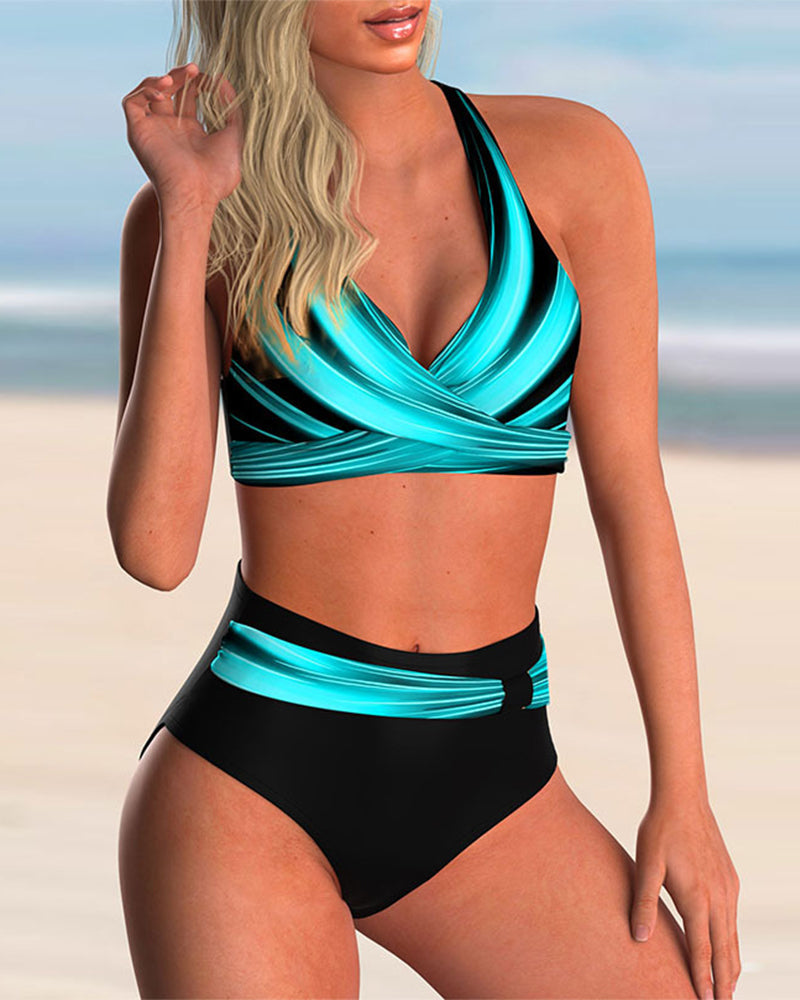 Liliana | Bikini set with crossover neckline and print