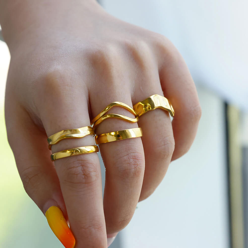 Leiannora | Love Ring 18K Guld