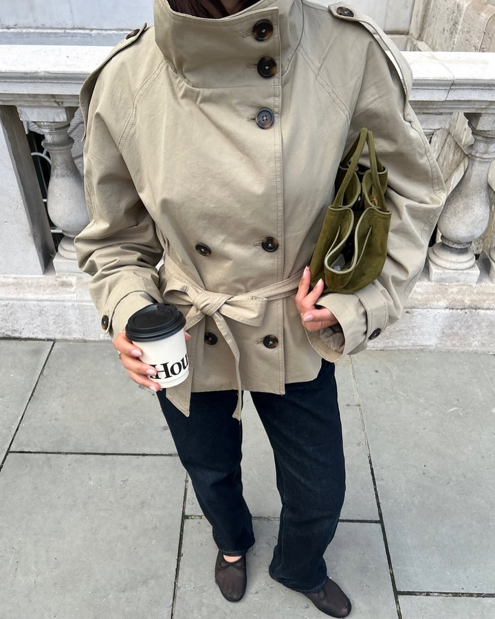 Alzea – Cropped Trench Coat with Belt