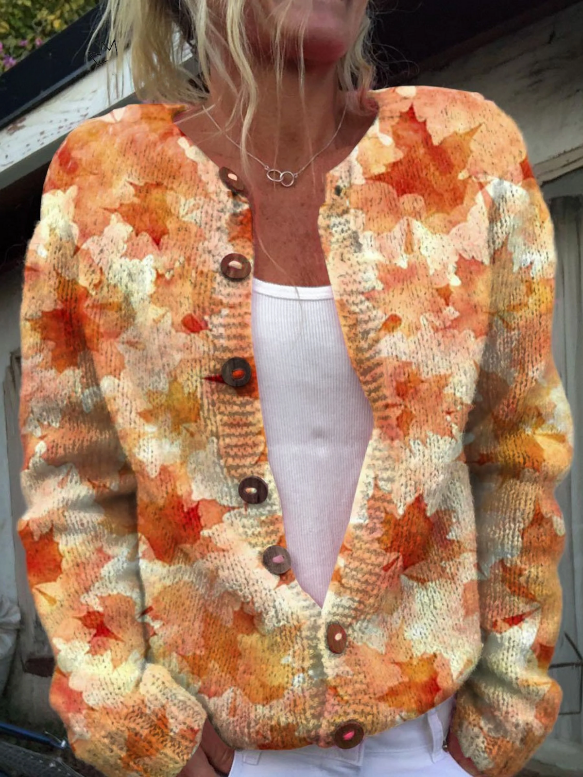 Suéter Cardigan com Botões Estampa Folha de Bordo Outono