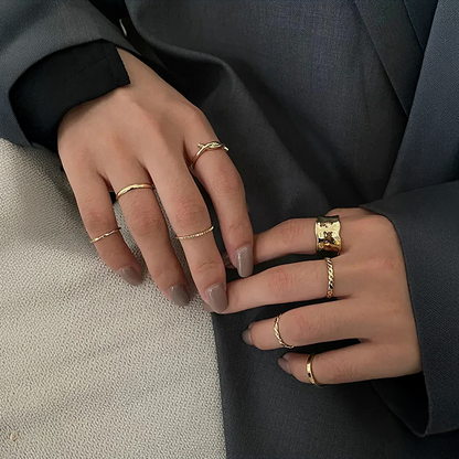Lorienna | Conjunto de Anéis Minimalistas e Elegantes