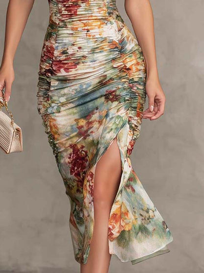 Vestido Midi Floral Retrô e Elegante com Decote Quadrado e Franzido