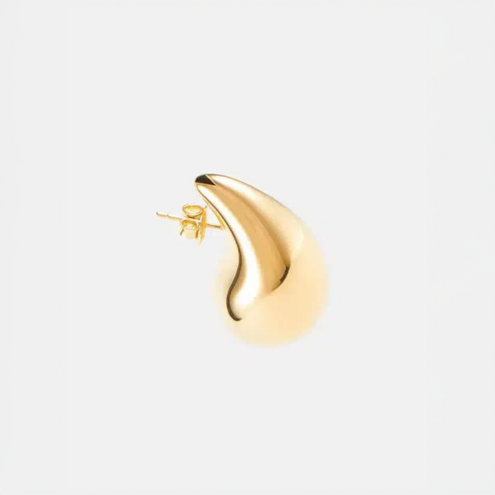 Doléane | Heart-Shaped Earrings with Timeless Style