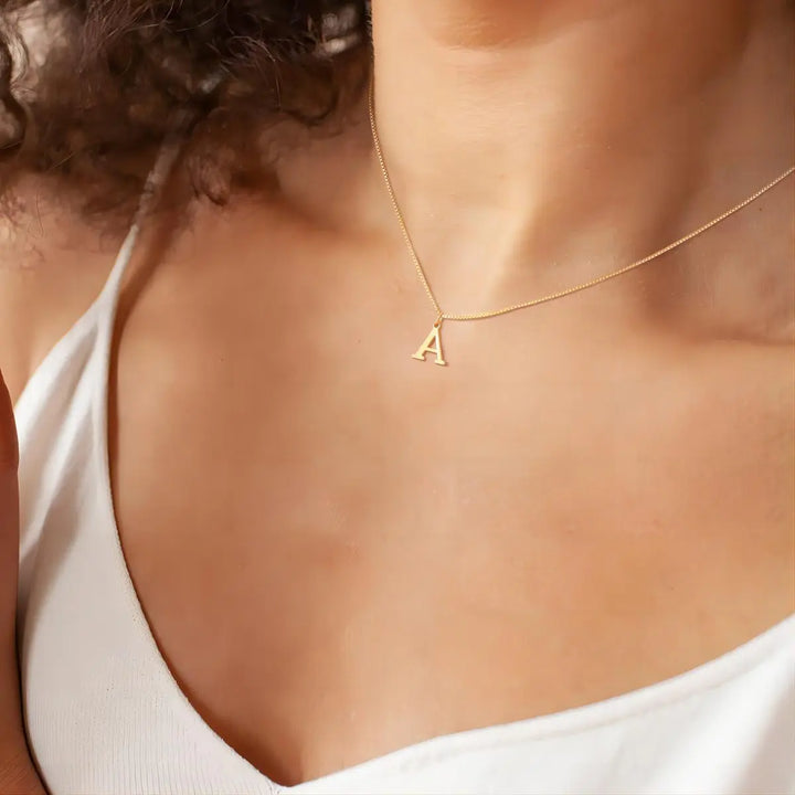 Enzhalynne | Colar com Iniciais em Ouro 18K