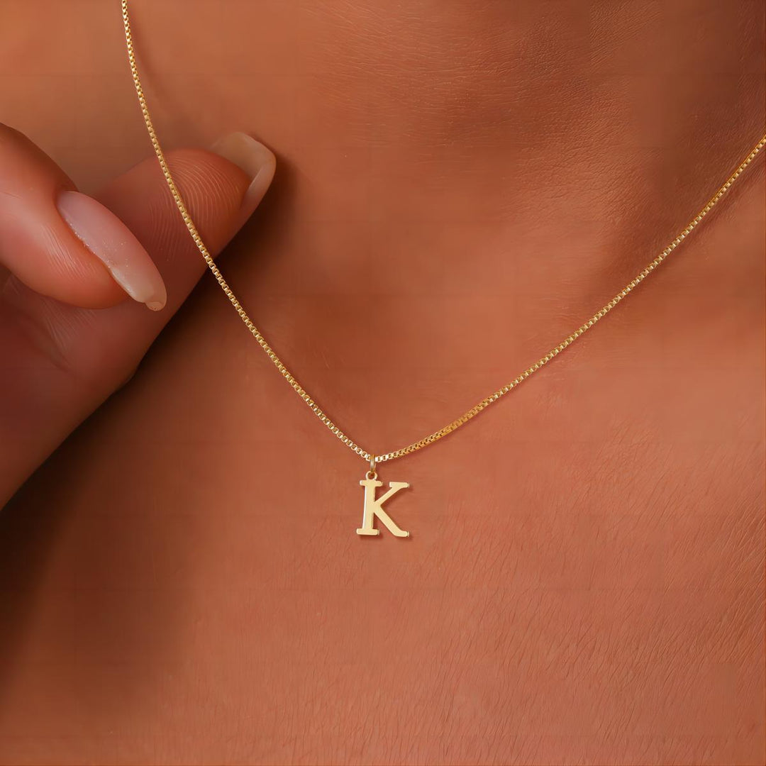 Enzhalynne | Colar com Iniciais em Ouro 18K
