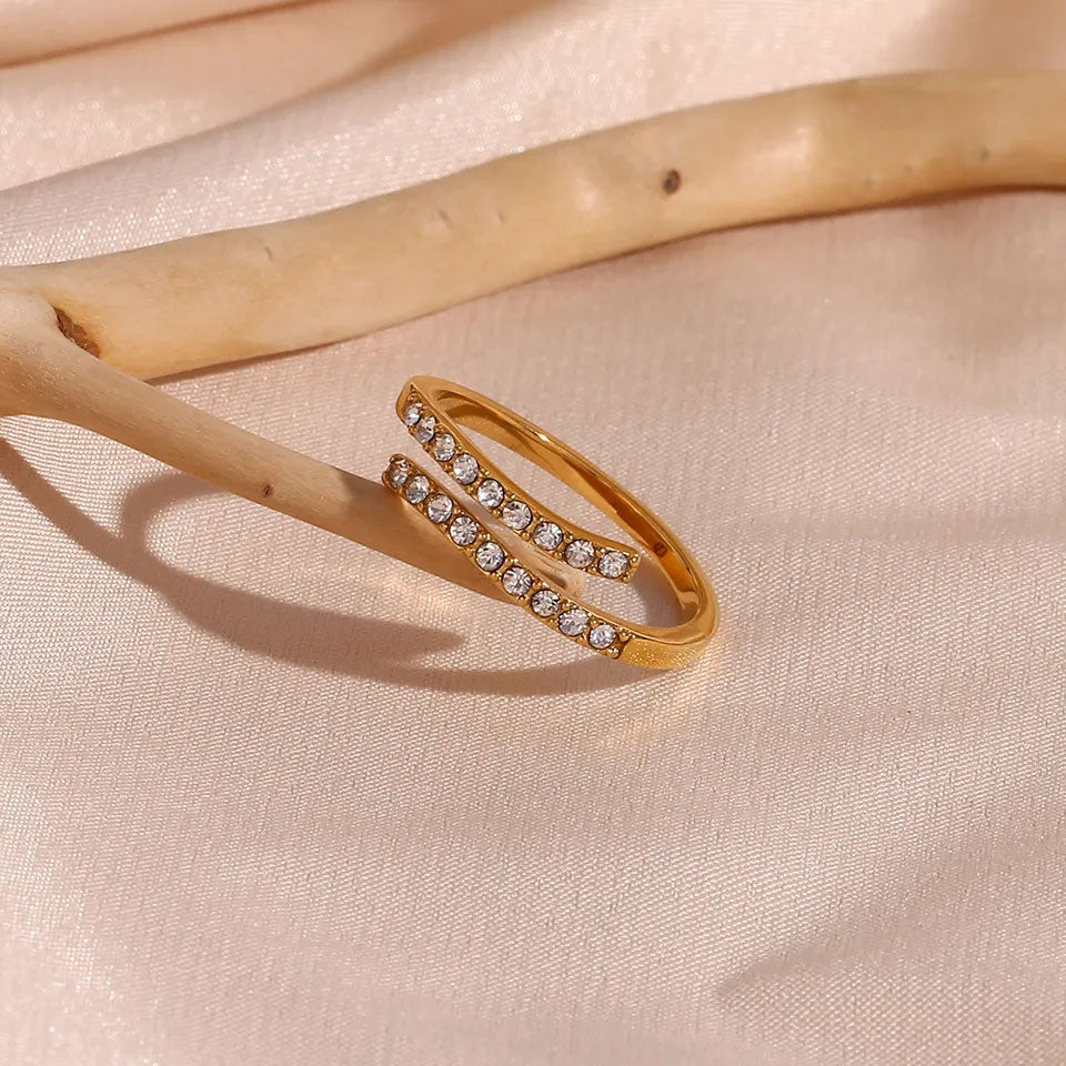 Miralyssa | Anel Ouro 18K