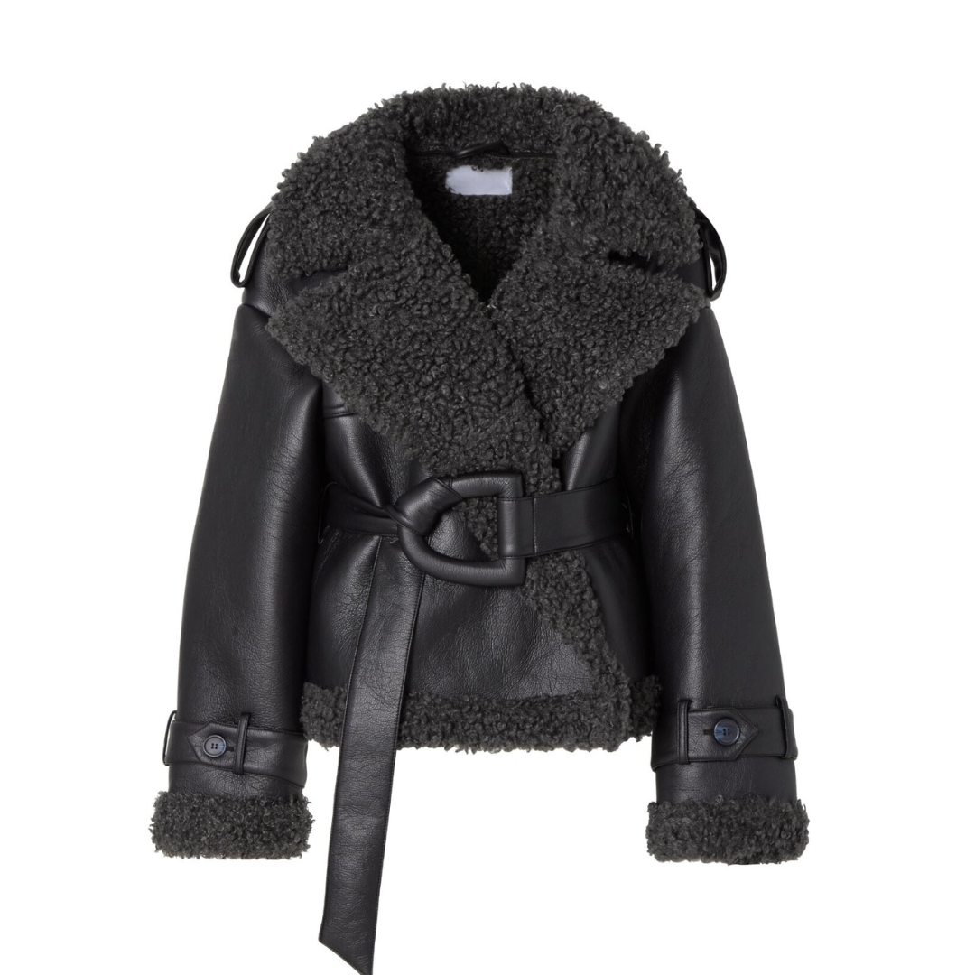 Eullie – Casaco de Shearling com Cinto e Elegância Atemporal