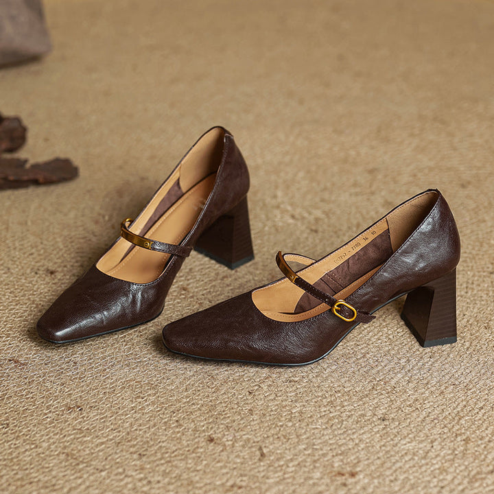 Pumps de Couro Marleon com Tira