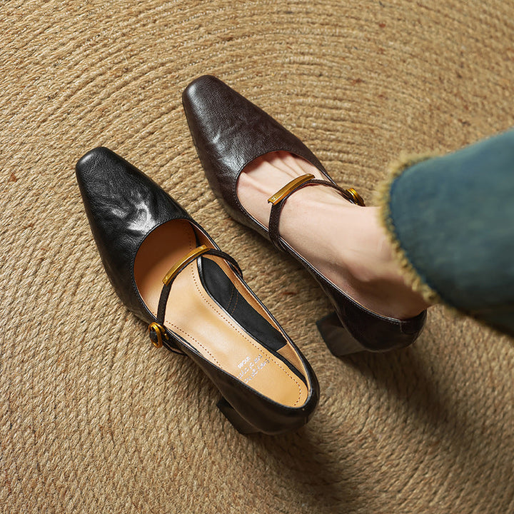 Pumps de Couro Marleon com Tira