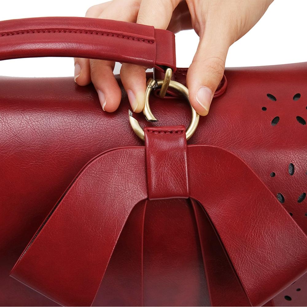 Monika's Elegant Bow Bag