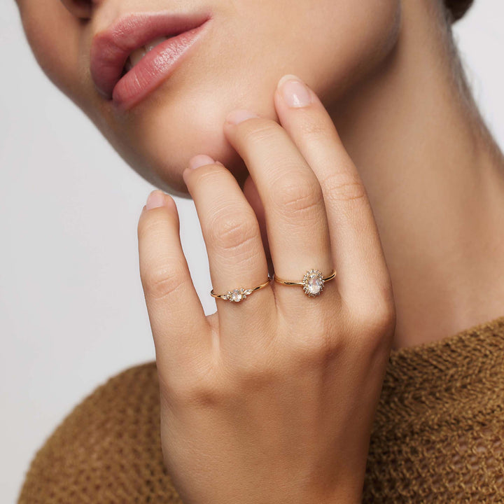 Lioravelle | Anel de Diamante Violeta em Ouro 18k