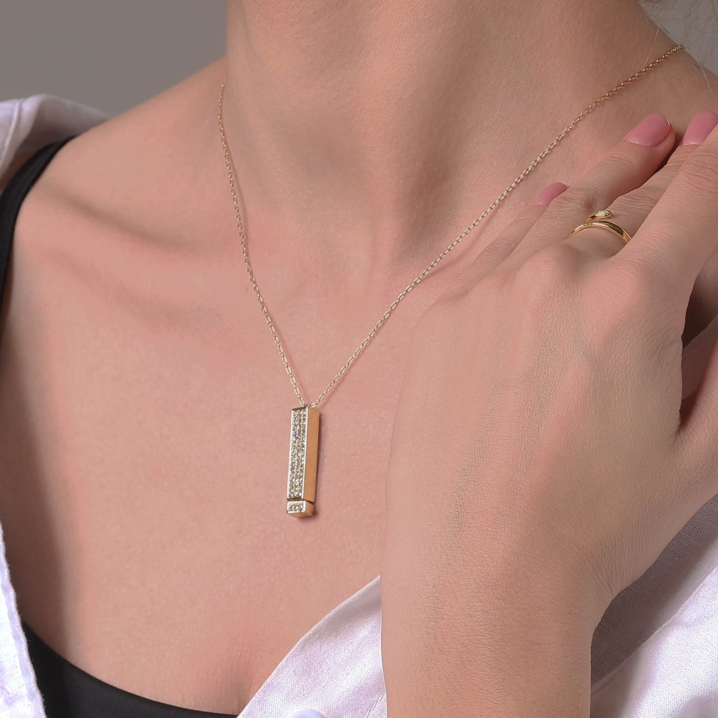 Forever Love Bar Necklace "I Love You"
