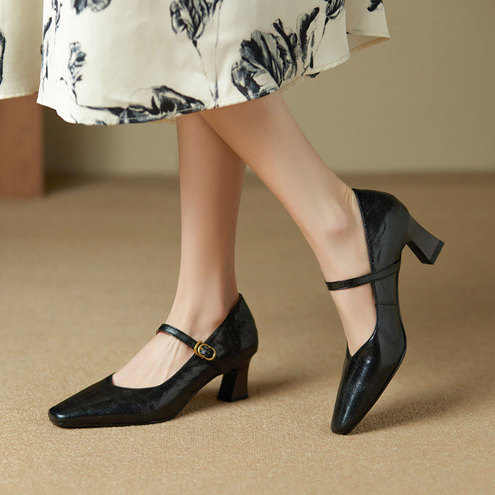 Pumps Mary Jane de Couro Orvane