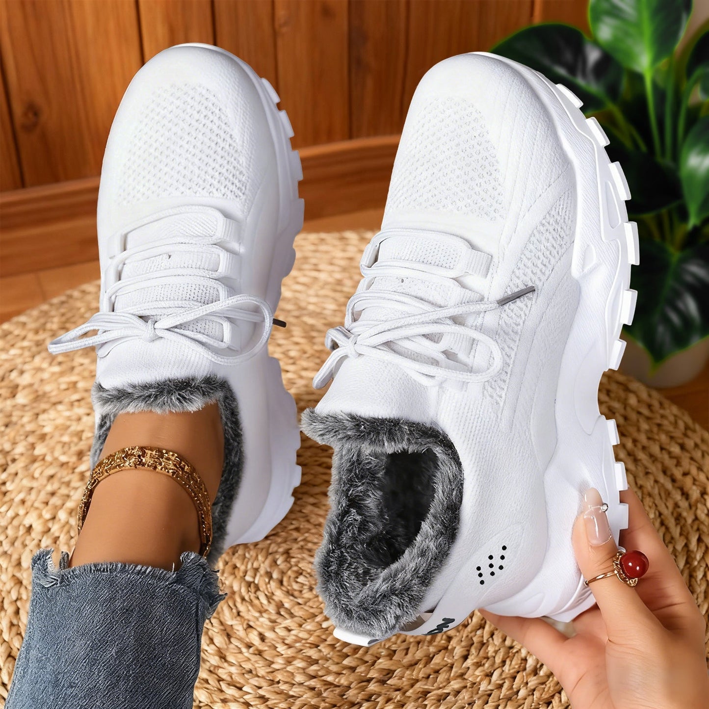 Luvia | Orthopedic Sneakers
