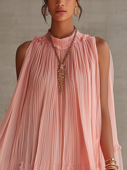 Lyserød halterneck kjole med flæser i chiffon og bobleformet mini-design