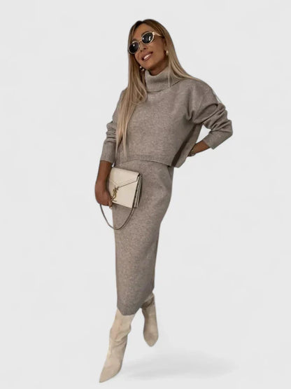 Chrystahl | Elegant kjole og rullekrave-sweater sæt
