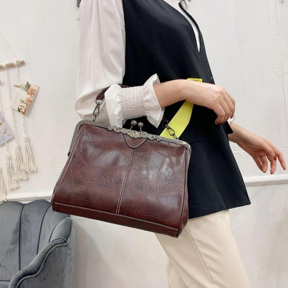 Vintage Kuss-Schloss Handbag