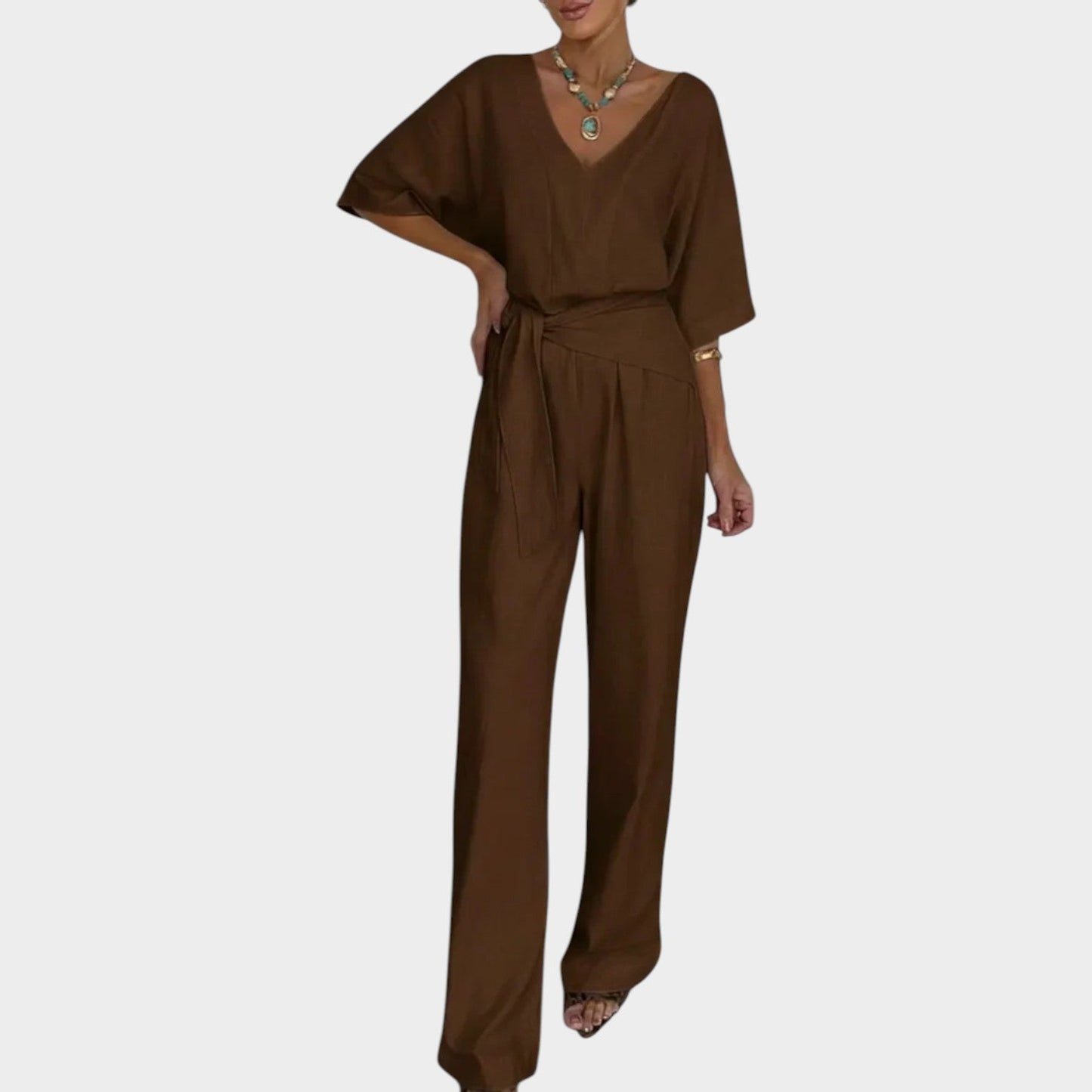 Vivienne | V-hals jumpsuit med bælte og vide ben