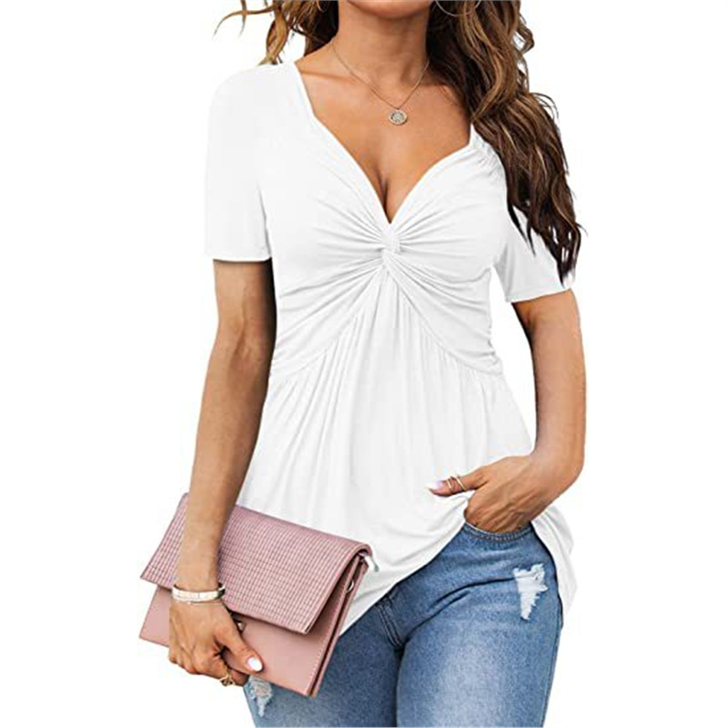 V-hals med knude og korte ærmer