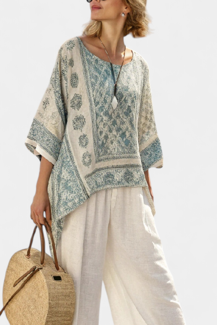 Quinley | Komfortabel Bluse med Print & Hvide Bukser med Vide Ben