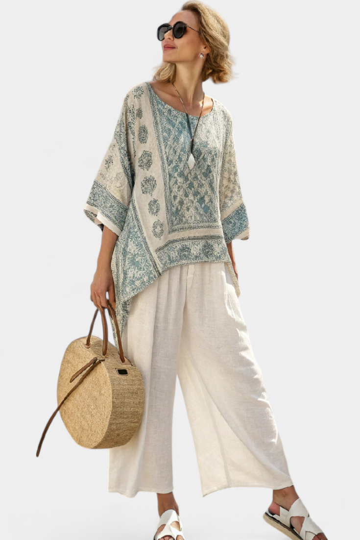Quinley | Komfortabel Bluse med Print & Hvide Bukser med Vide Ben