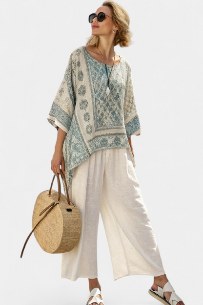 Quinley | Komfortabel Bluse med Print & Hvide Bukser med Vide Ben