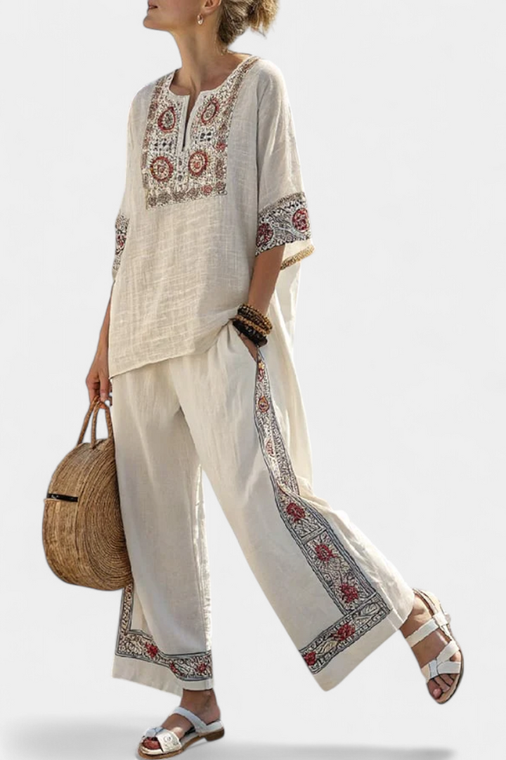 Tameric | Blusa Crua Bordada Sofisticada e Calça Pantalona