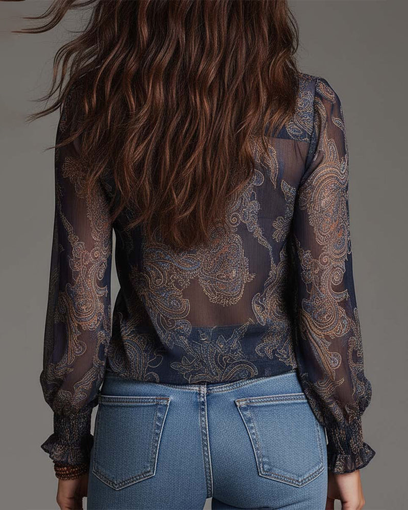 Norina | Blød V-halsbluse med flæser